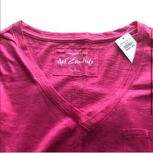 Abercrombie & Fitch Magenta V-Neck Tee